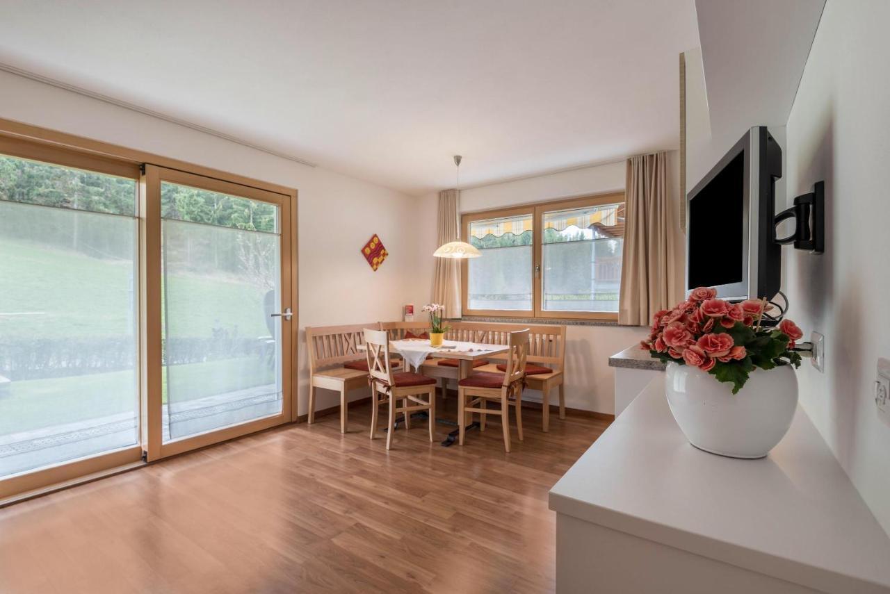 Ferienwohnung Hilber App Sass Rigais Villnöss Exterior foto